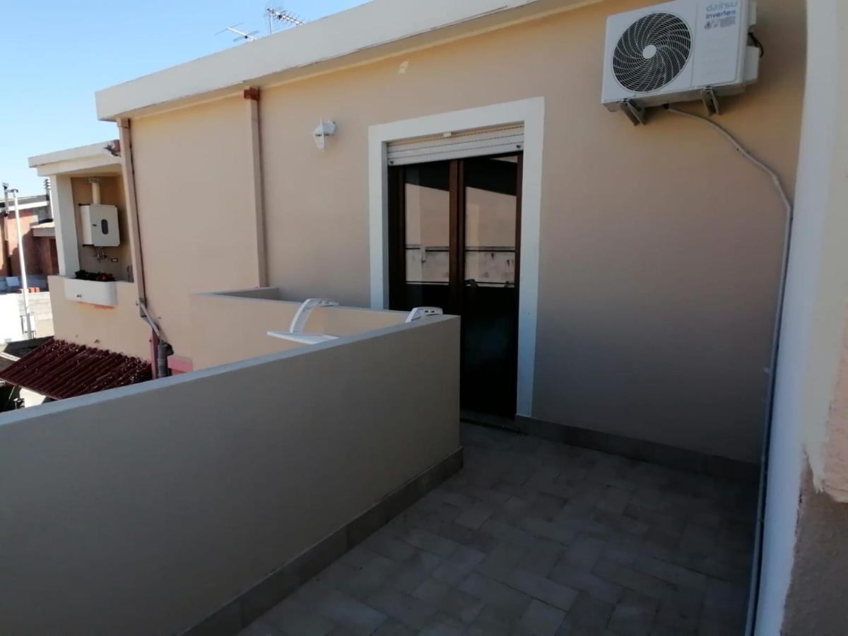 Luminoso Appartamento Con Terrazza......C.U......Q2483 Sìnnai Eksteriør bilde